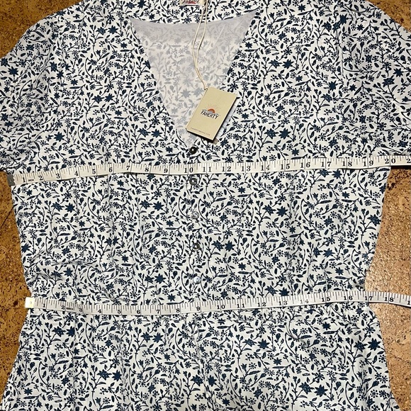 Faherty Kennedy 100% Silk Spring Daisy Dress NWT In White & Blue Floral Sz L - Picture 16 of 16